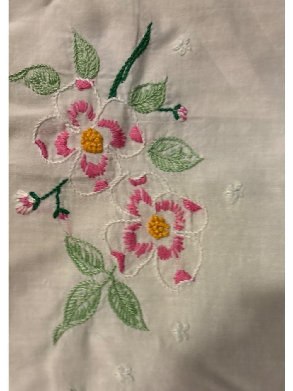 Embroidered Floral Pillow Case 28" X 19" Scalloped Edges Vintage White Pink Gree